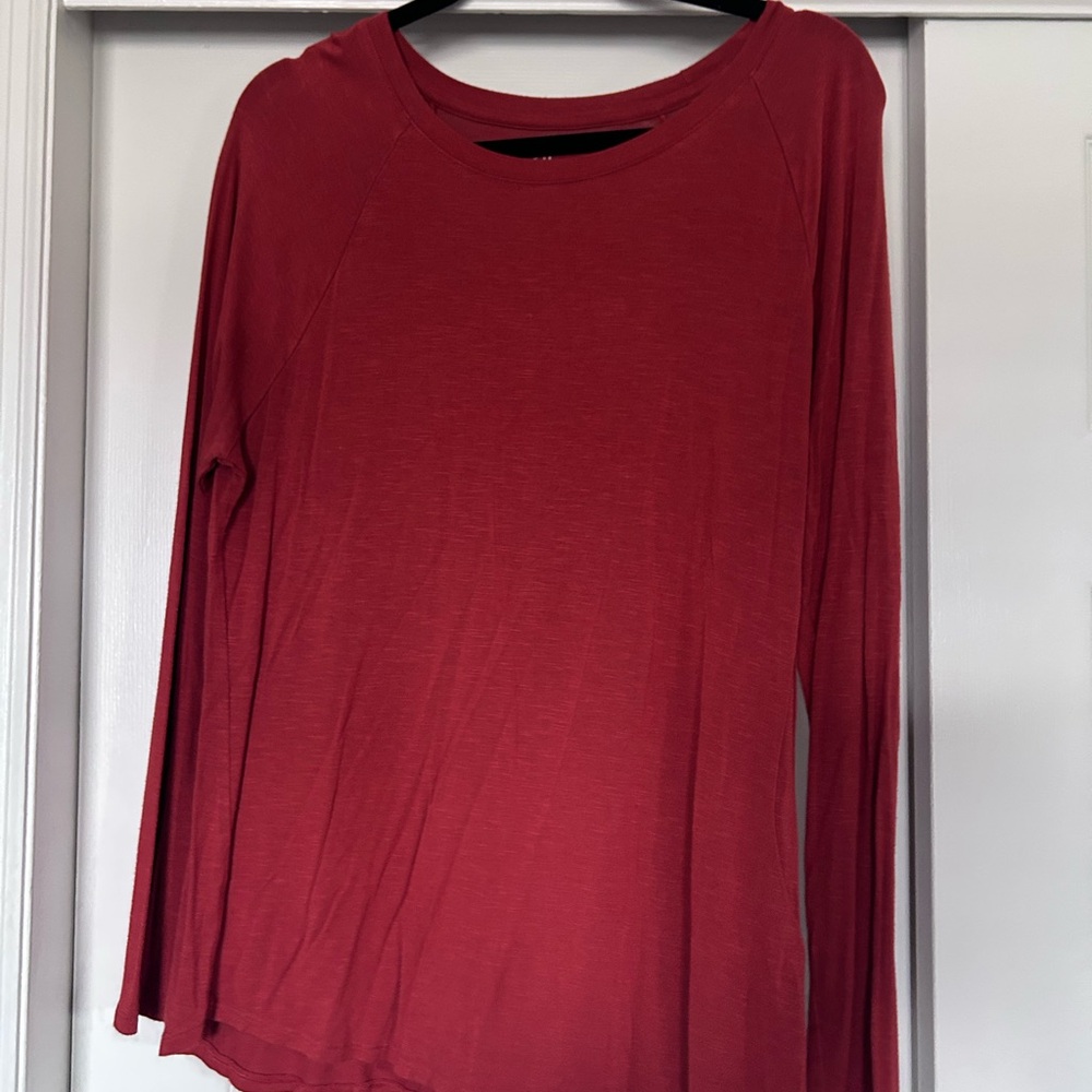 Women's Red Long Sleeve Top